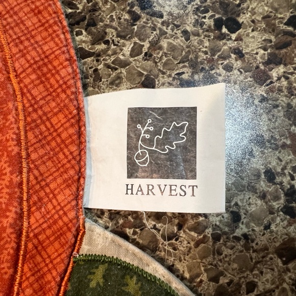 Kohls Harvest Pumpkin Fall/Thanksgiving cloth quilted placemats- set of 8 - Picture 4 of 7
